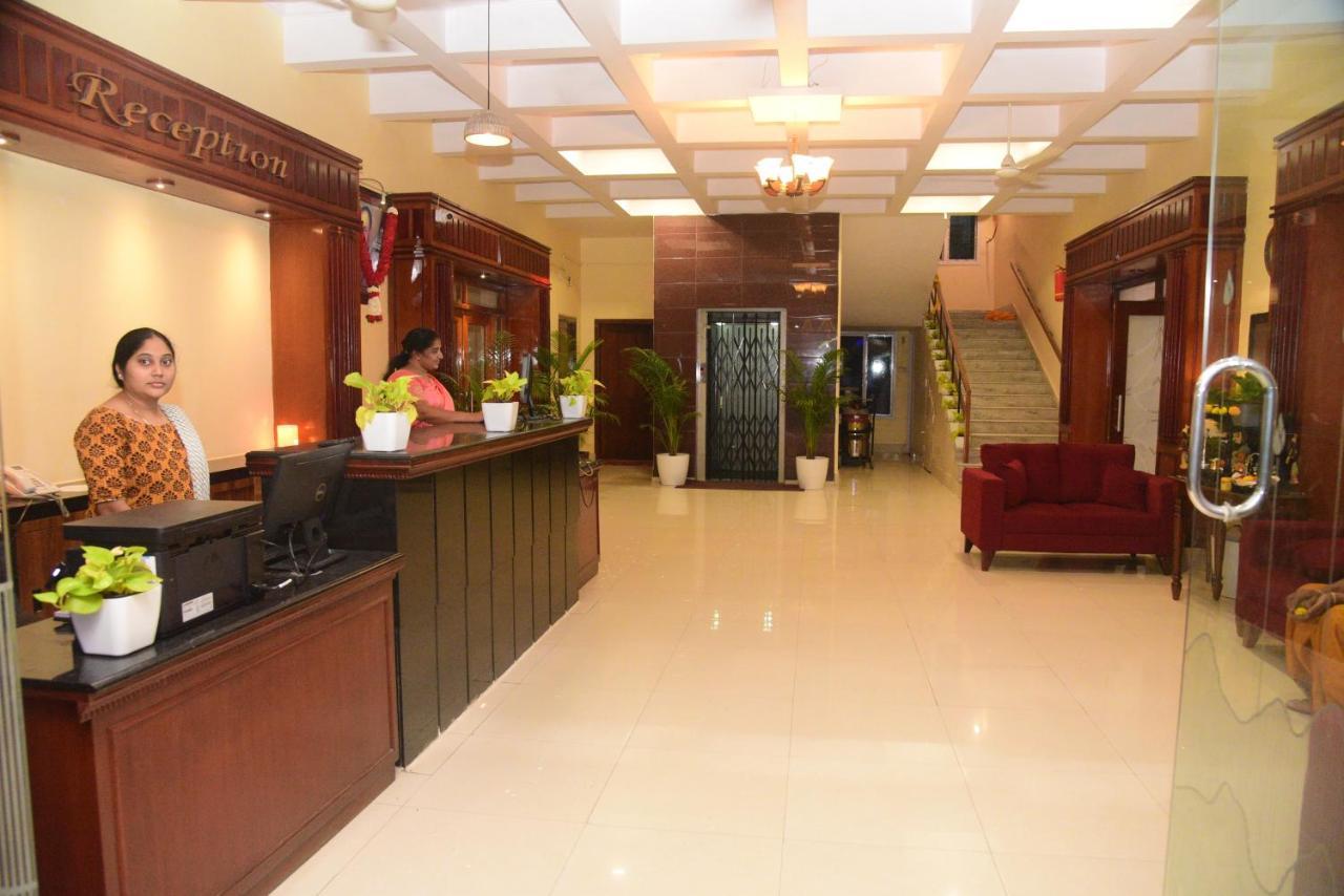 Hotel Vijaya Residency Anakāpalle Exterior photo