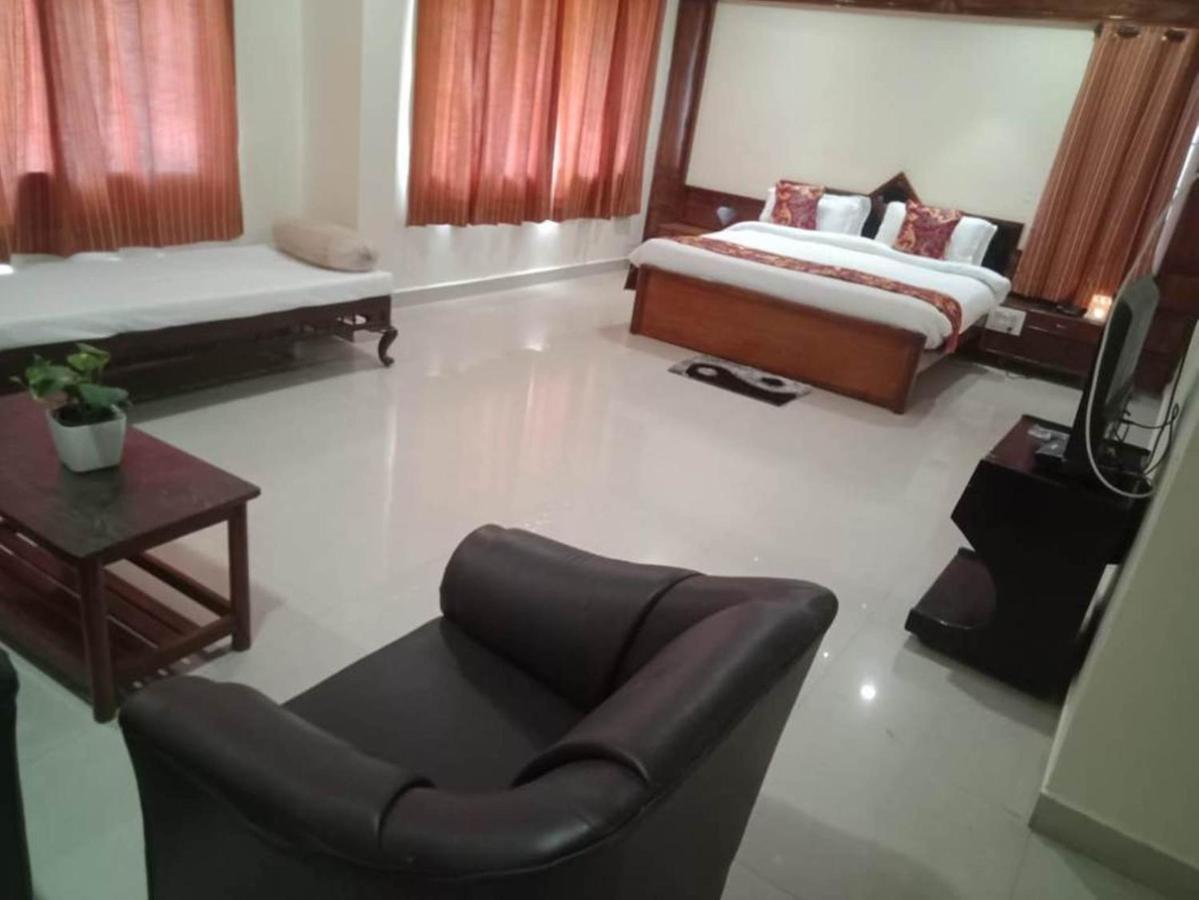 Hotel Vijaya Residency Anakāpalle Exterior photo